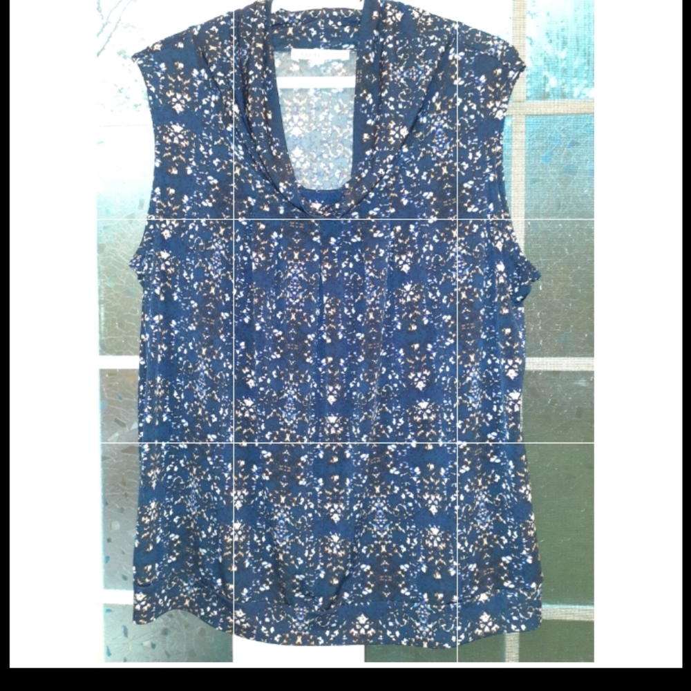 3/$25 Cowl neck sleeveless top.